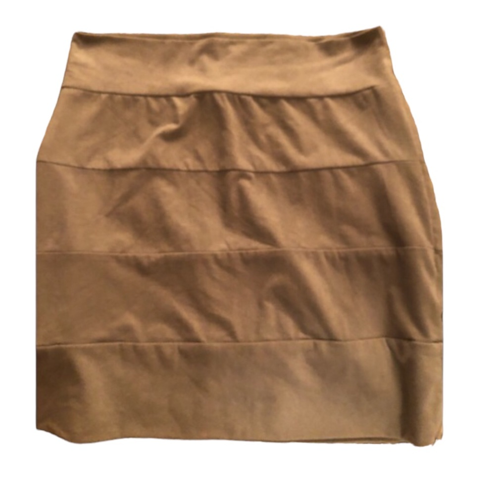 XXI large tan faux suede skirt pull on with stretch